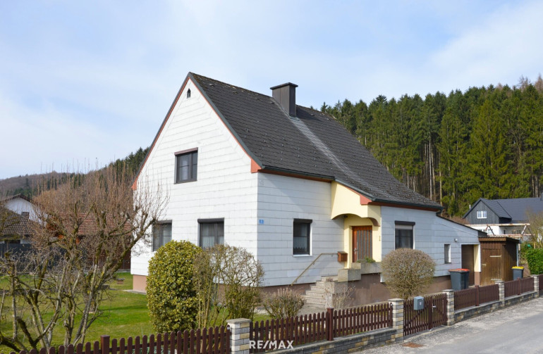 Haus - 3372, Hubertendorf - Haus mit Anbau und Garten