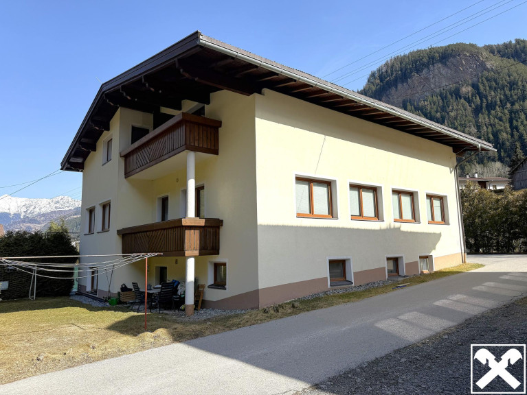 Haus - 6541, Tösens - Vielseitiges Mehrparteienhaus mit 5 Einheiten im Tiroler Oberland – Wohnen, Vermieten oder Mitarbeiterhaus