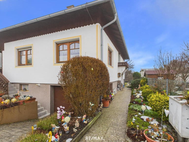 Haus - 2522, Oberwaltersdorf - Einfamilienhaus mit Gartenjuwel in Oberwaltersdorf