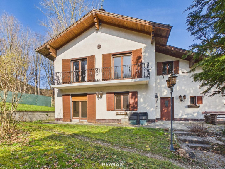 Haus - 2532, Heiligenkreuz - Ein Haus mit Aussicht & Charakter in Heiligenkreuz zu kaufen!