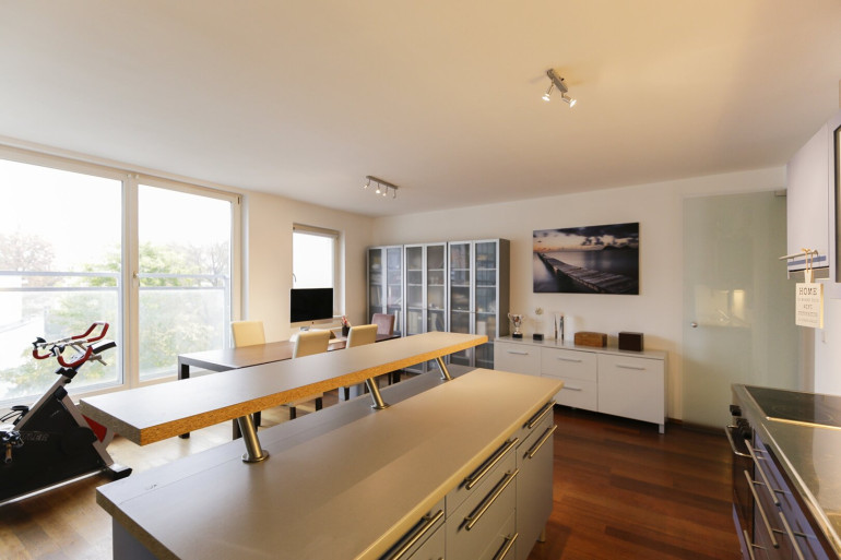 Wohnung - 1090, Wien - Lazarettgasse - 2 Zimmer DG-Wohnung zu vermieten