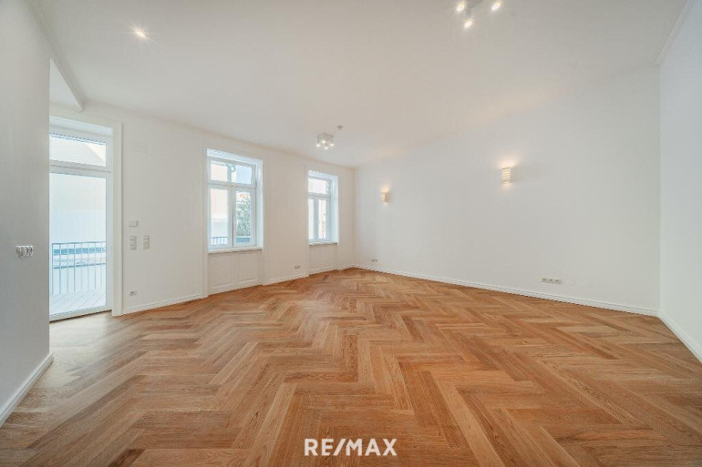Wohnung - 1220, Wien - 3-Zimmer-Erstbezug mit Balkon in revitalisierter Altbauliegenschaft