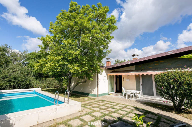 Haus - 7100, Neusiedl am See - Bungalow mit Ausbaupotenzial in Seenähe