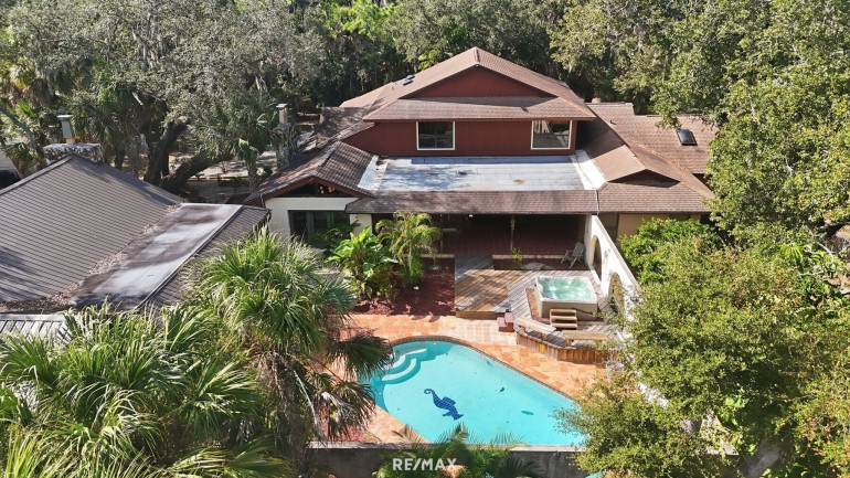 Haus - 33952, Port Charlotte - Mehrfamilienhaus mit 7 Zimmern, Garten & 4 Garagen in Port Charlotte, Florida!