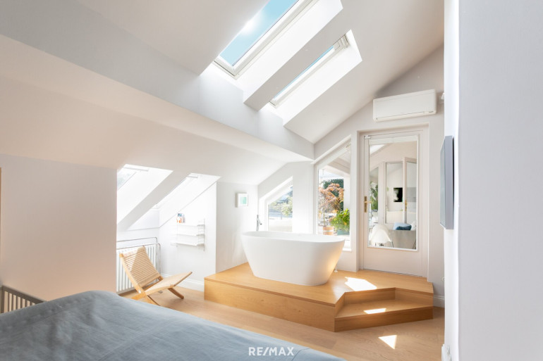 Wohnung - 1130, Wien,Hietzing - Alt-Hietzing - Luxuriöses Dachgeschoss mit Terrasse auf Wohnebene !