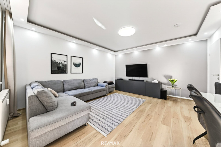 Wohnung - 6300, Wörgl - Modernes Wohnglück mit Gartenidylle: Renoviertes 3-Zimmer-Juwel in Wörgl