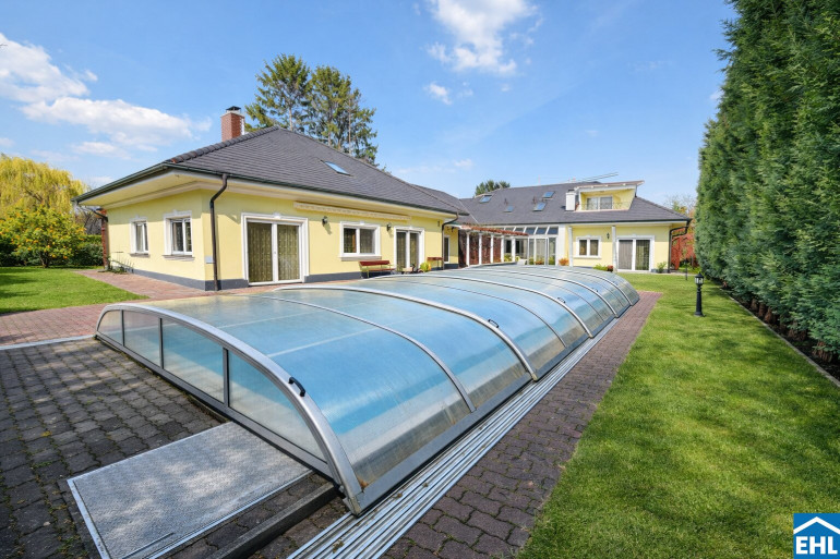 Haus - 1220, Wien - Exklusive Luxusvilla mit großzügigem Garten, Pool und beeindruckender Wohnfläche