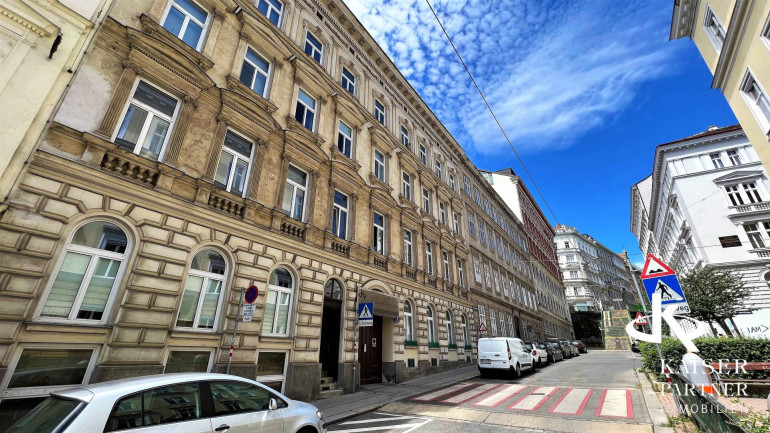 Immobilie - 1060, Wien - GARAGENBOX ZU VERMIETEN!