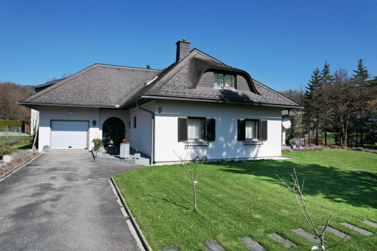 Haus - 8051, Thal - Exquisites Einfamilienhaus in sonniger Ruhelage von Thal bei Graz - 440 m² Gesamtfläche!