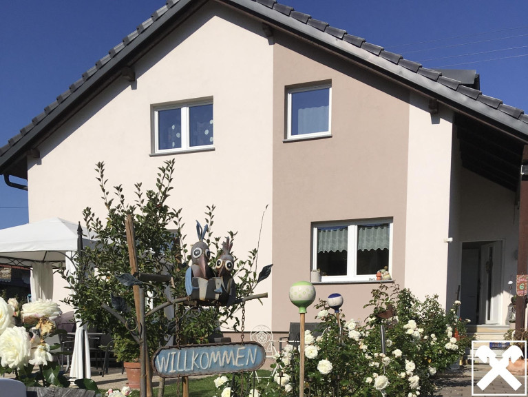 Haus - 4702, Wallern an der Trattnach - Generalsaniertes Einfamilienhaus mit Traumgarten in ruhiger, zentraler Lage