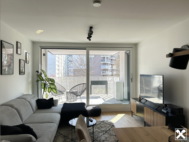Wohnung - 1220, Wien - Ein Wohnjuwel zum Einzug bereit, 3-Zimmer mit Balkon - Blick zum Schrickpark, Nähe U 1