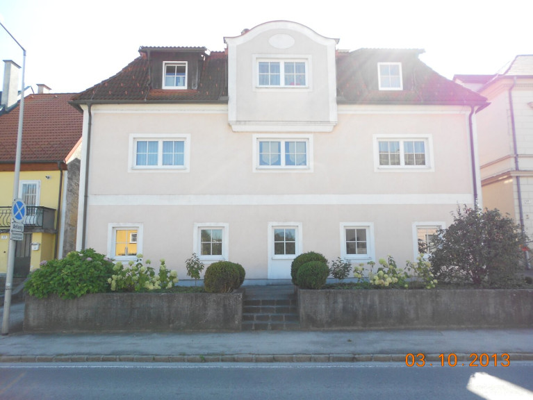 Wohnung - 4650, Lambach - Kleine gemütliche Wohnung im Dachgeschoß