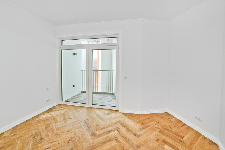 Wohnung - 1050, Wien - VIEVIENNE - Lichtdurchflutete Altbauwohnung mit 3 Zimmer und Loggia