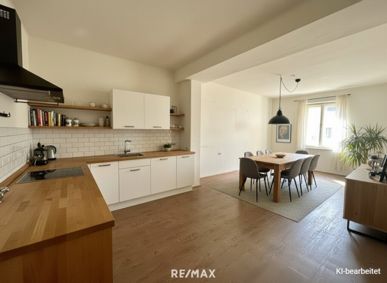 Wohnung - 9020, Klagenfurt am Wörthersee - Großzügige 4-Zimmer-Wohnung mit Renovierungsbedarf in zentraler Lage in Klagenfurt, geeignet für Familien oder WG´s