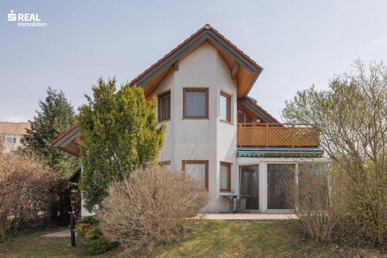 Haus - 2232, Deutsch-Wagram - charmantes 5 1/2 Zimmer-Haus in Deutsch-Wagram mit Kachelofen, Wintergarten, Pool & Garage