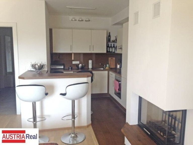 Wohnung - 8010, Graz - Schöne Dreizimmerwohnung in Graz mit Balkon, Parkplatz und Kamin