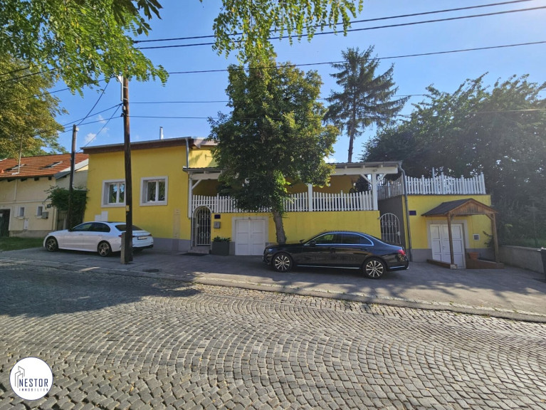 Haus - 1210, Wien,Floridsdorf - Exklusives Einfamilienhaus mit beheizbarem Weinkeller – Wohnen mit Stil und Komfort