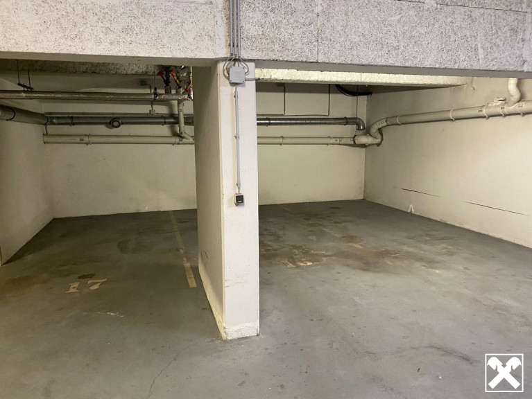 Immobilie - 1210, Wien - Vier Tiefgaragenplätze im 21. Bezirk