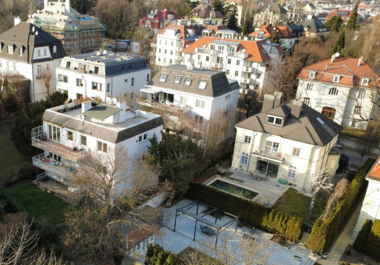 Wohnung - 1190, Wien - Einmalige Dachgeschosswohnung mit Wienblick | 4-Zimmer mit Balkon und weitläufiger Terrasse