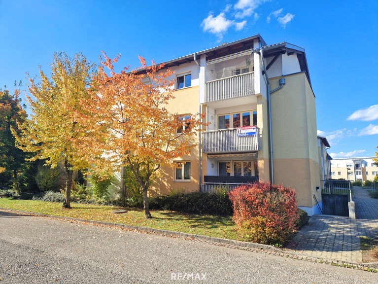 Wohnung - 4910, Ried im Innkreis - Eigentumswohnung mit Loggia und Tiefgaragenplatz