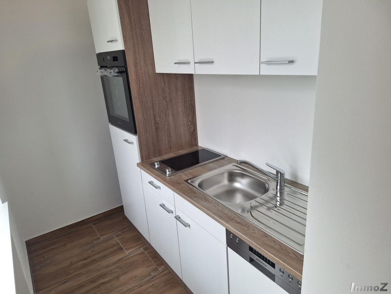 Wohnung - 8020, Graz - Sanierte Kleinwohnung- in zentraller Stadtlage 1.OG, inkl. neuem Küchenblock