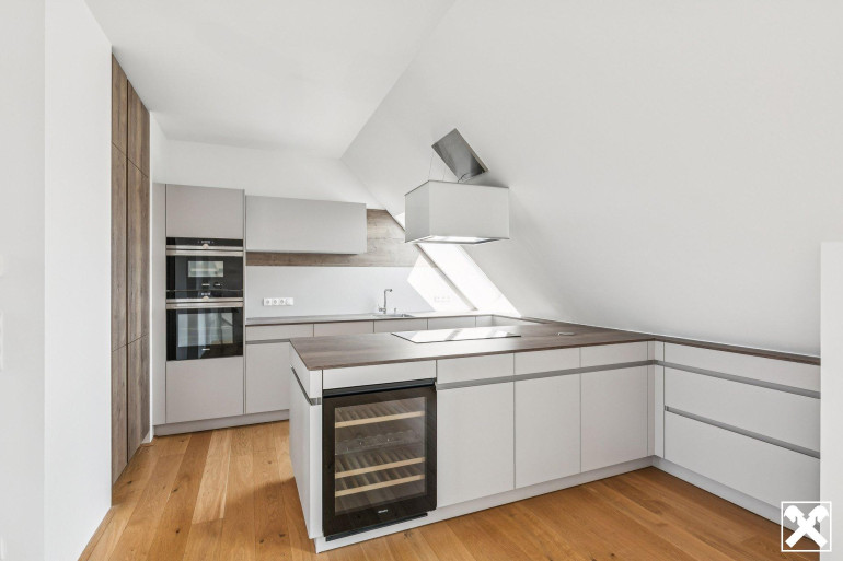Wohnung - 1160, Wien - Exklusive Dachgeschoss-Maisonette im revitalisierten Altbau – hochwertiges Wohnen auf zwei Ebenen