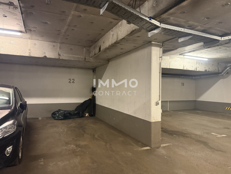 Immobilie - 1140, Wien - NÄHE U4 HÜTTELDORF Parkplatz!