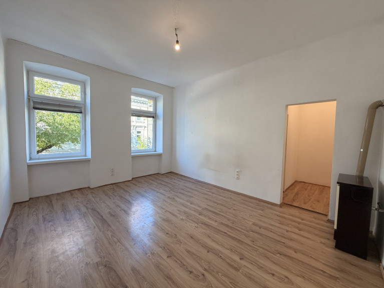 Wohnung - 1160, Wien - Hasnerstraße - 2 Zimmer Altbau zu vermieten