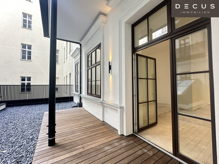 Büro / Praxis - 1010, Wien - | Top-Standort beim Rathaus – urban, präsent, optimal vernetzt | Altbaubüro mit Terrasse