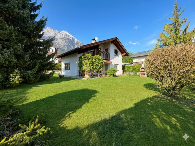 Haus - 6410, Telfs - Familienidylle in Telfs – Einfamilienhaus mit traumhaftem Garten & viel Platz zum Leben