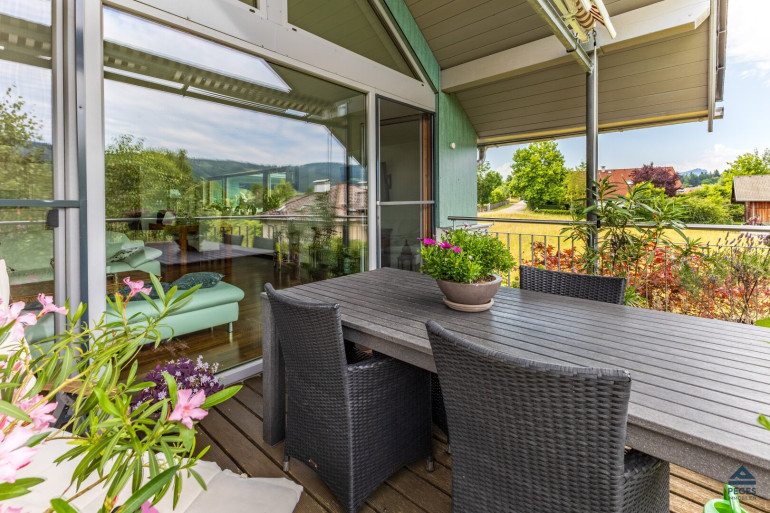 Wohnung - 4893, Zell am Moos - Sonne und See erleben: geräumige 3-Zimmer-Dachgeschoß-Wohnung in Zell am Moos