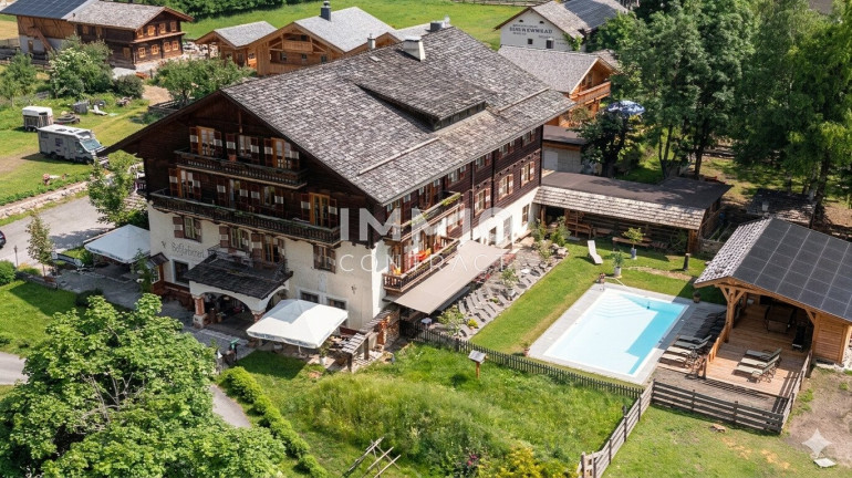 Gastgewerbe - 9843, Großkirchheim - Hotel-Ensemble mit Luxus-Chalets am Tor zum Großglockner