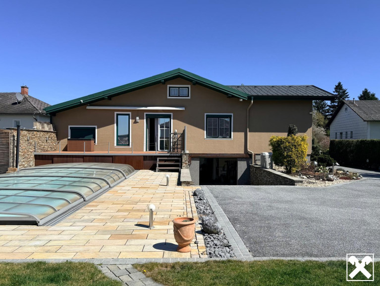 Haus - 7512, Kohfidisch - Einziehen & genießen – Bungalow mit Pool und großem Garten