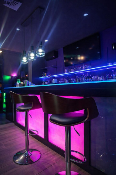 Gastgewerbe - 1020, Wien,Leopoldstadt - Barbetrieb mit Lizenzen & großer Fensterfront – 1020 Wien