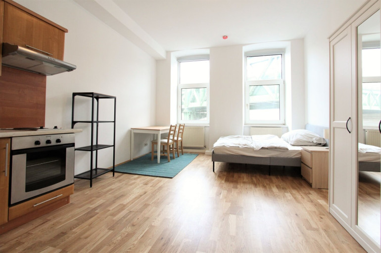 Wohnung - 1150, Wien - Lichtdurchflutete, schöne 1-Zimmer-Wohnung! Kurzzeitvermietung!