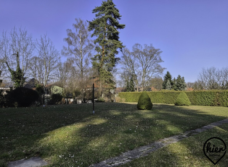 Haus - 8052, Graz - Großzügige Liegenschaft mit Entwicklungspotenzial – ca. 2.000 m² Grundstück in Graz-Wetzelsdorf