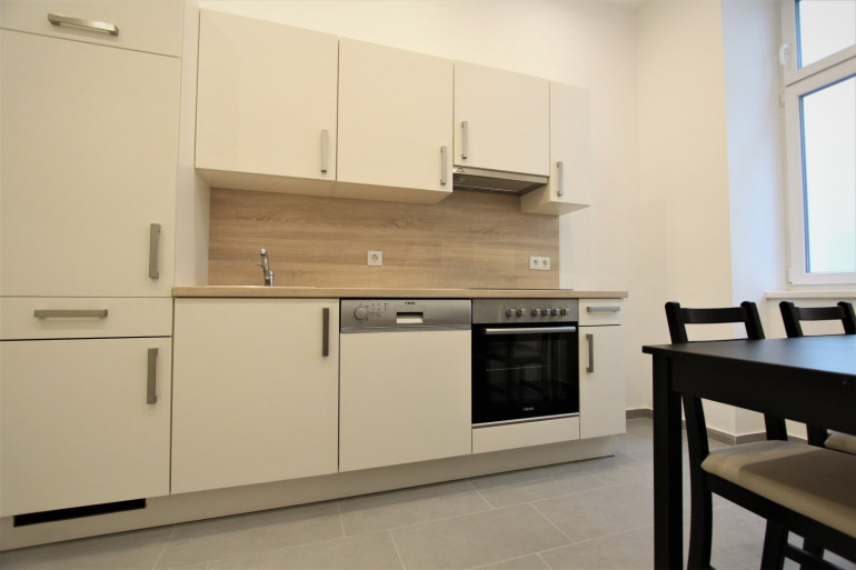 Wohnung - 1150, Wien - Traumhafte, ruhige 1-Zimmer-Wohnung! Kurzzeitvermietung!