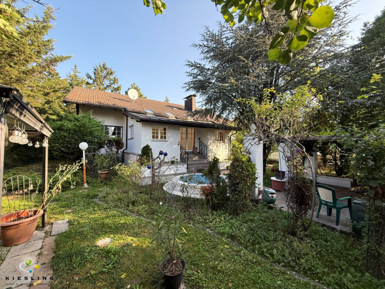 Haus - 2380, Perchtoldsdorf - Traumhaftes Einfamilienhaus in Perchtoldsdorf  I  mediterranes Flair  I  Terrasse, Garten, Garage