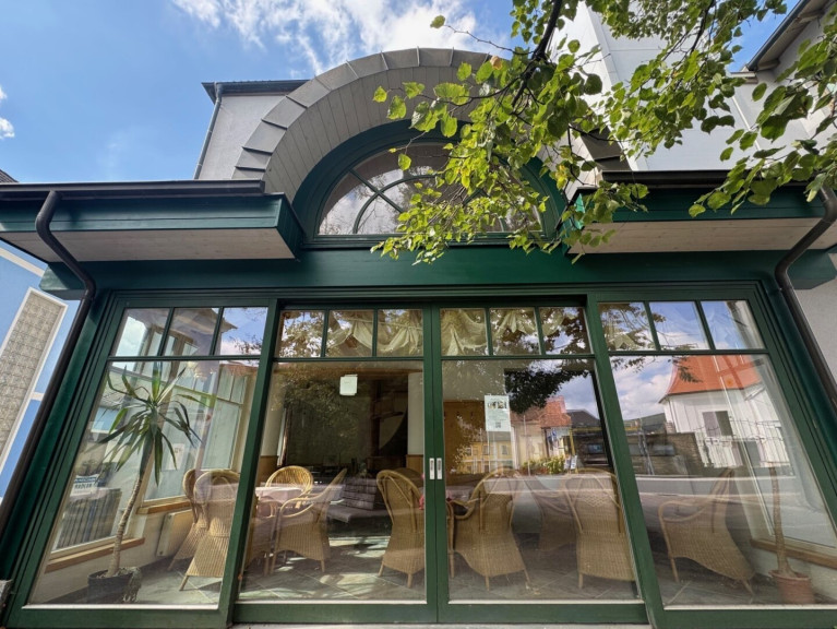 Gastgewerbe - 8190, Miesenbach bei Birkfeld - Café-/Barfläche im Dorfzentrum – mit Wintergarten