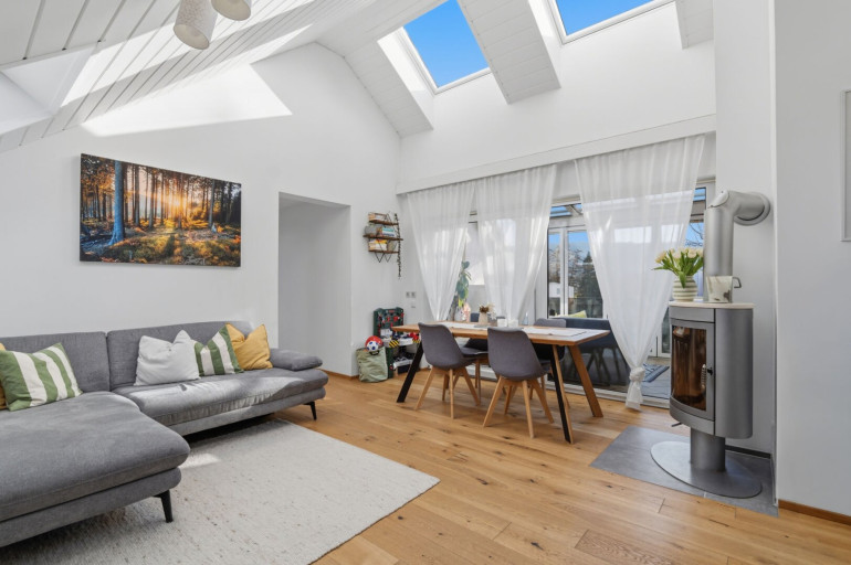 Wohnung - 6923, Lauterach - Moderne und lichtdurchflutete 4,5-Zimmer-Wohnung in Lauterach: Wintergarten und Tiefgaragenplatz!