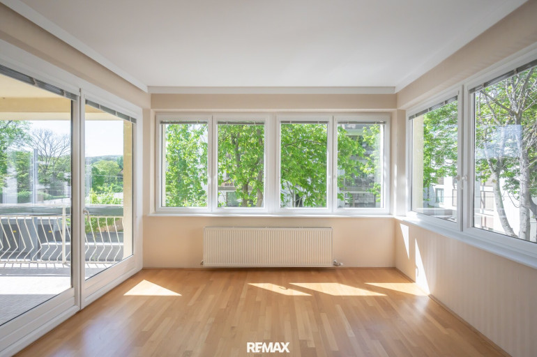 Wohnung - 1130, Wien,Hietzing - Familienwohnung in echter Hietzinger Wohnlage – mit Garage, Balkon und hervorragender Infrastruktur.