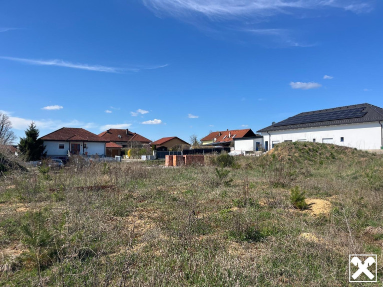 Grundstück - 3950, Gmünd - Baugrundstück mit Kellerrohbau - Nähe Gmünd
