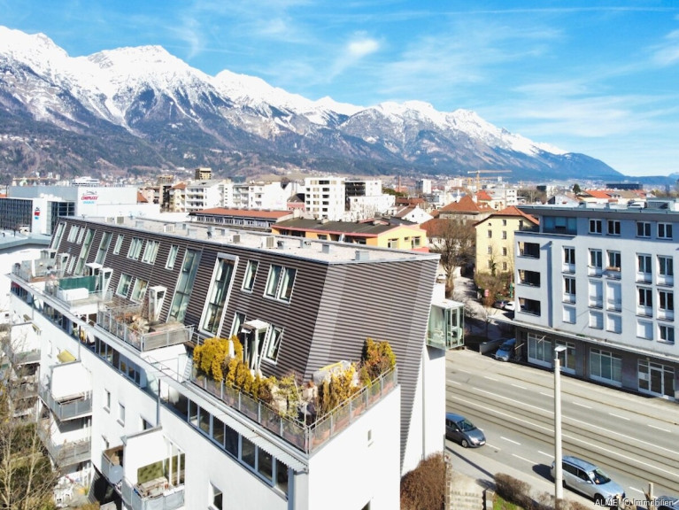 Wohnung - 6020, Innsbruck - Große Wohnfreude im futuristischen Dachgeschoss mit Panoramablick über Innsbruck und seine Bergwelt