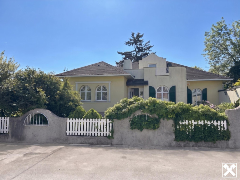 Haus - 2285, Leopoldsdorf im Marchfeld - Traumimmobilie – Villa mit separatem Zweithaus in Leopoldsdorf im Marchfeld/Nähe Wien
