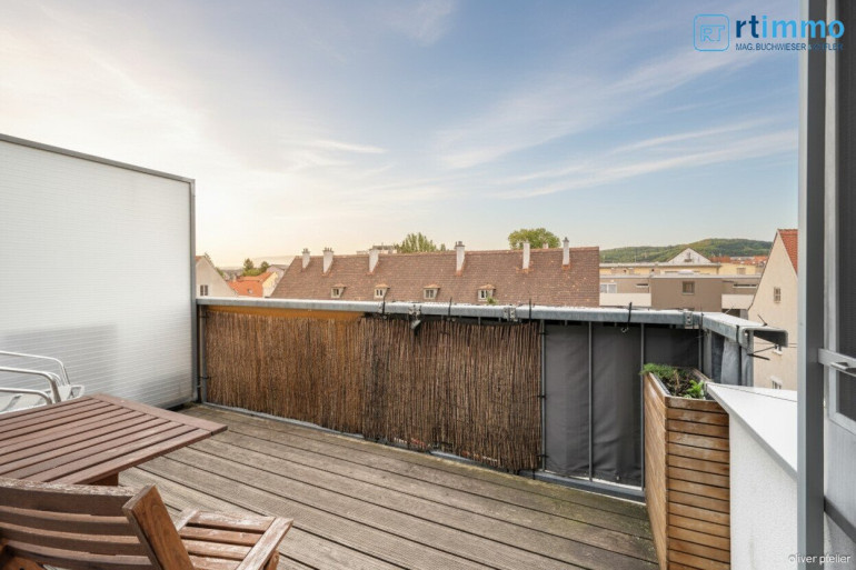 Wohnung - 2100, Korneuburg - GROSZÜGIGE; HELLE 4-DACHTERRASSENWOHNUNG UND GARAGENPLATZ
