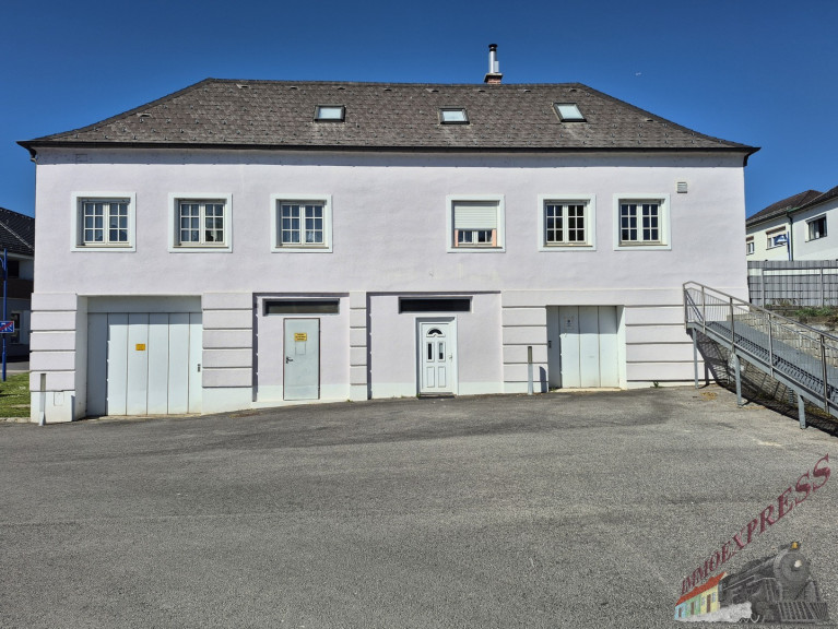 Zinshaus Renditeobjekt - 7021, Gemeinde Draßburg - Mietkauf möglich! Ideal für Gewerbe!- mit Cafeteria, Bühne & 5 Garagen sowie viel Lagerfläche