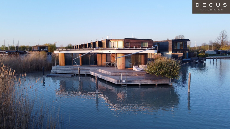 Haus - 7100, Neusiedl am See - EINMALIGES ARCHITEKTEN-SEEHAUS IN PRIVATER LAGE MIT UNVERBAUBAREM SEEWEITBLICK