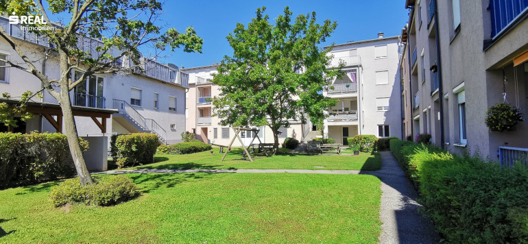 Wohnung - 7100, Neusiedl am See - Top Lage - 4-Zimmer-Wohnung mit Loggia, Klimaanlage und Schwedenofen - unmittelbar beim Schulzentrum, Bahnhof und Stadtzentrum!