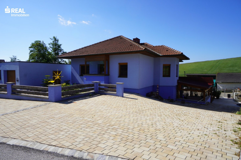 Haus - 2116, Niederleis - ideal für Pferde und Naturliebhaber - einladendes Einfamilienhaus mit großer Terrasse und Garage