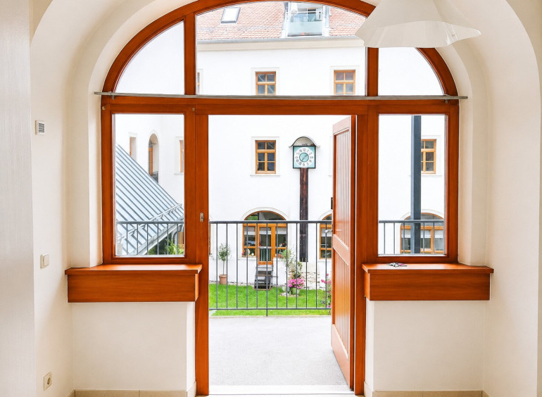 Wohnung - 8412, Allerheiligen bei Wildon - Märchenhaft wohnen im Schloss Herberstorf: 3-Zimmer-Wohnung mit neu ausgestatteter, separater Küche